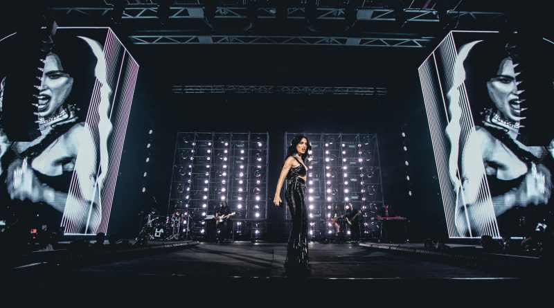 Lali encendió Córdoba con un show demoledor ante miles de fans