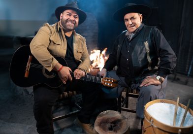 Juan Fuentes presenta “Zamba de la Higuera” junto al Chaqueño Palavecino