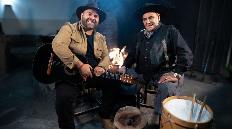 Juan Fuentes presenta “Zamba de la Higuera” junto al Chaqueño Palavecino