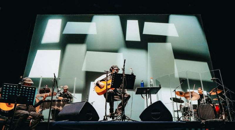 Silvio Rodríguez en el Movistar Arena: una reunión íntima de amigos, más que un recital
