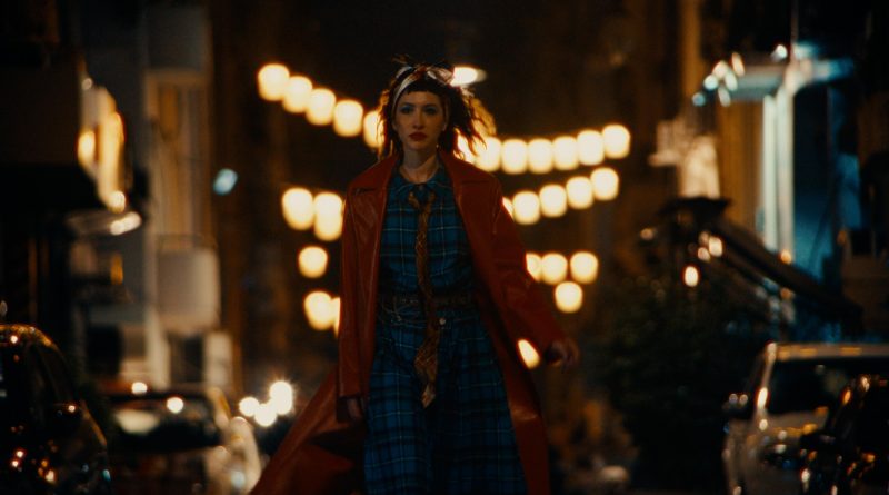 “LAS FUERZAS ARMADAS DEL AMOR”: EL NUEVO VIDEO DE FITO PÁEZ PROTAGONIZADO POR SOFÍA GALA