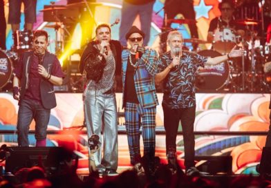 LOS AUTÉNTICOS DECADENTES Y LOS CALIGARIS ESTRENARON “LA FÓRMULA PERFECTA” CON UN SHOW HISTÓRICO EN CÓRDOBA
